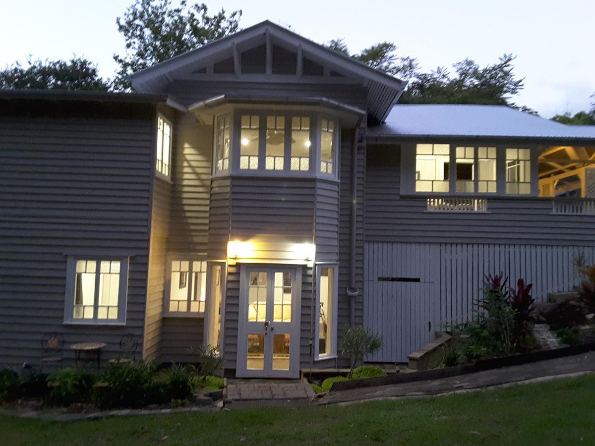 Keillor Lodge Maleny Bagian luar foto