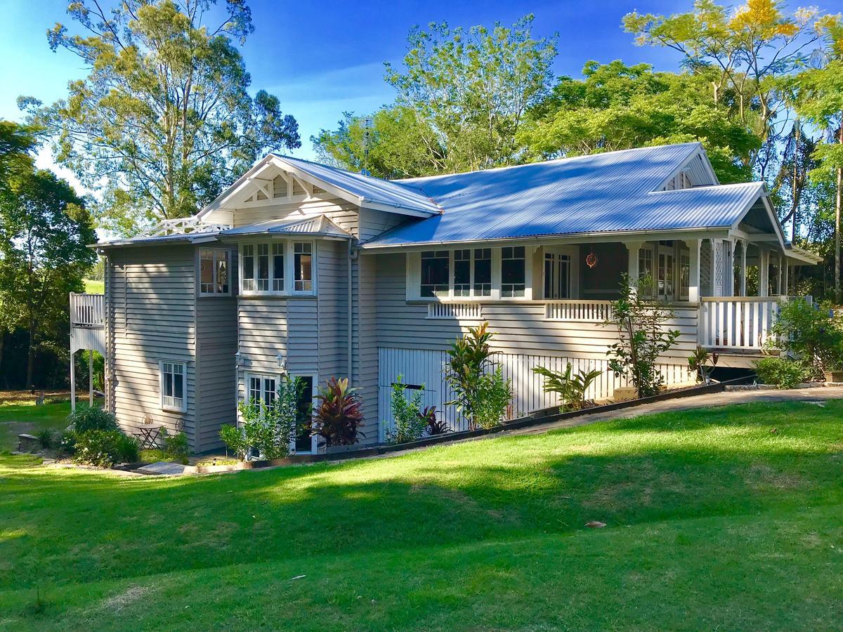Keillor Lodge Maleny Bagian luar foto