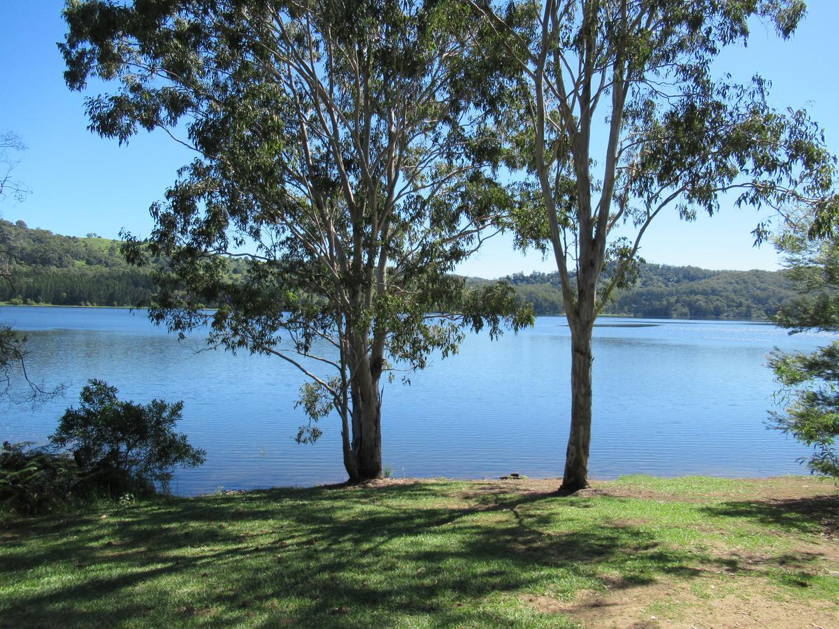 Keillor Lodge Maleny Bagian luar foto